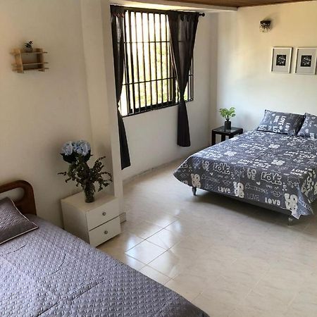 Habitaciones Independientes Cerca Al Aeropuerto 1 Cartagena Exterior foto